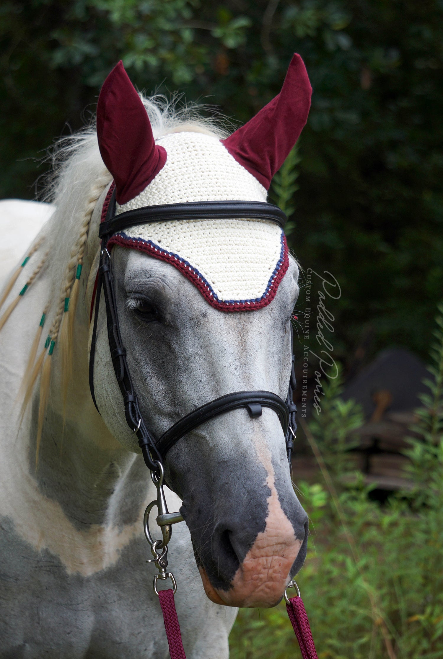 Bonnet anti-mouches ivoire, bordeaux et bleu marine prêt à expédier Taille cheval