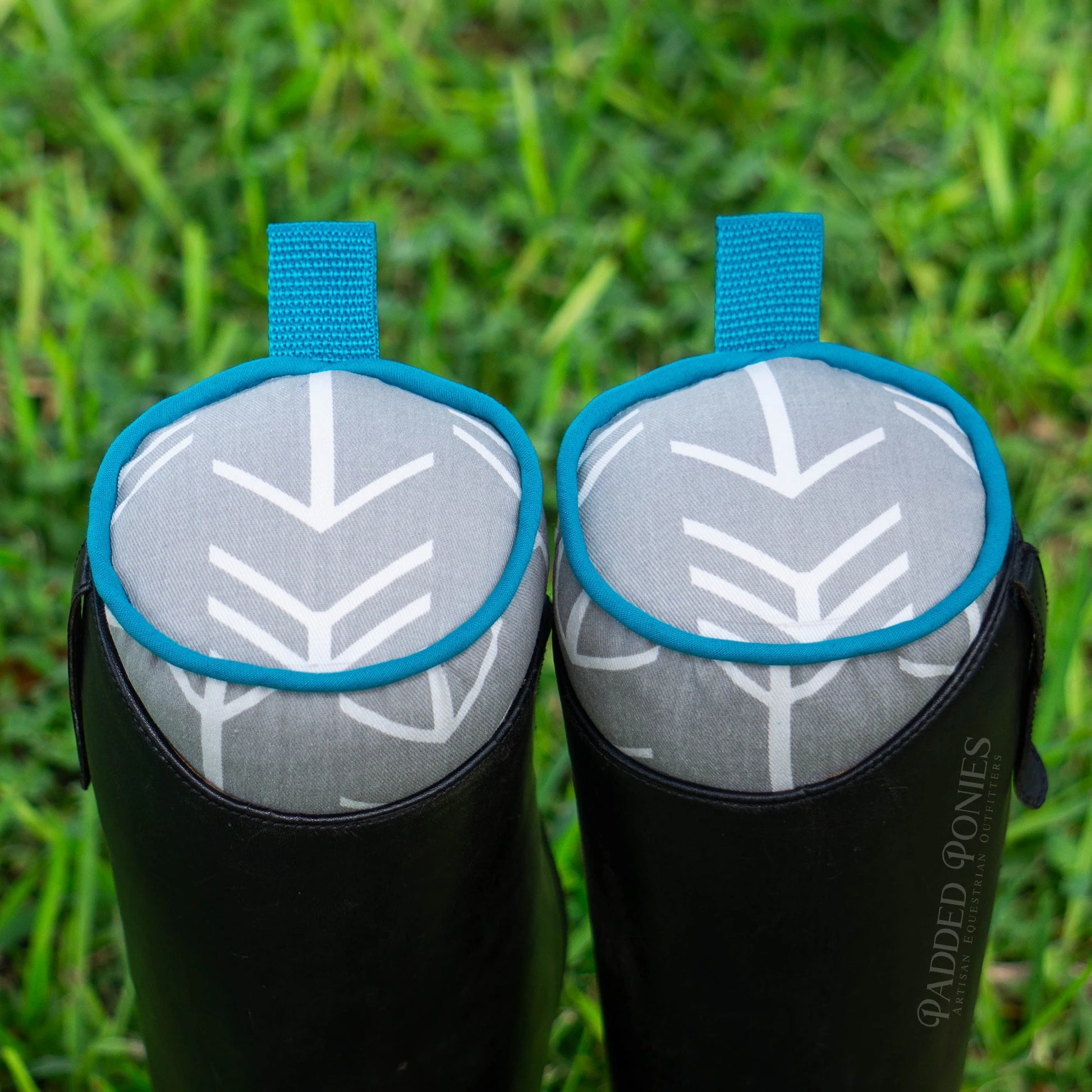 Light Gray and Dark Teal Blue Arrows Print Boot Tree Stuffers
