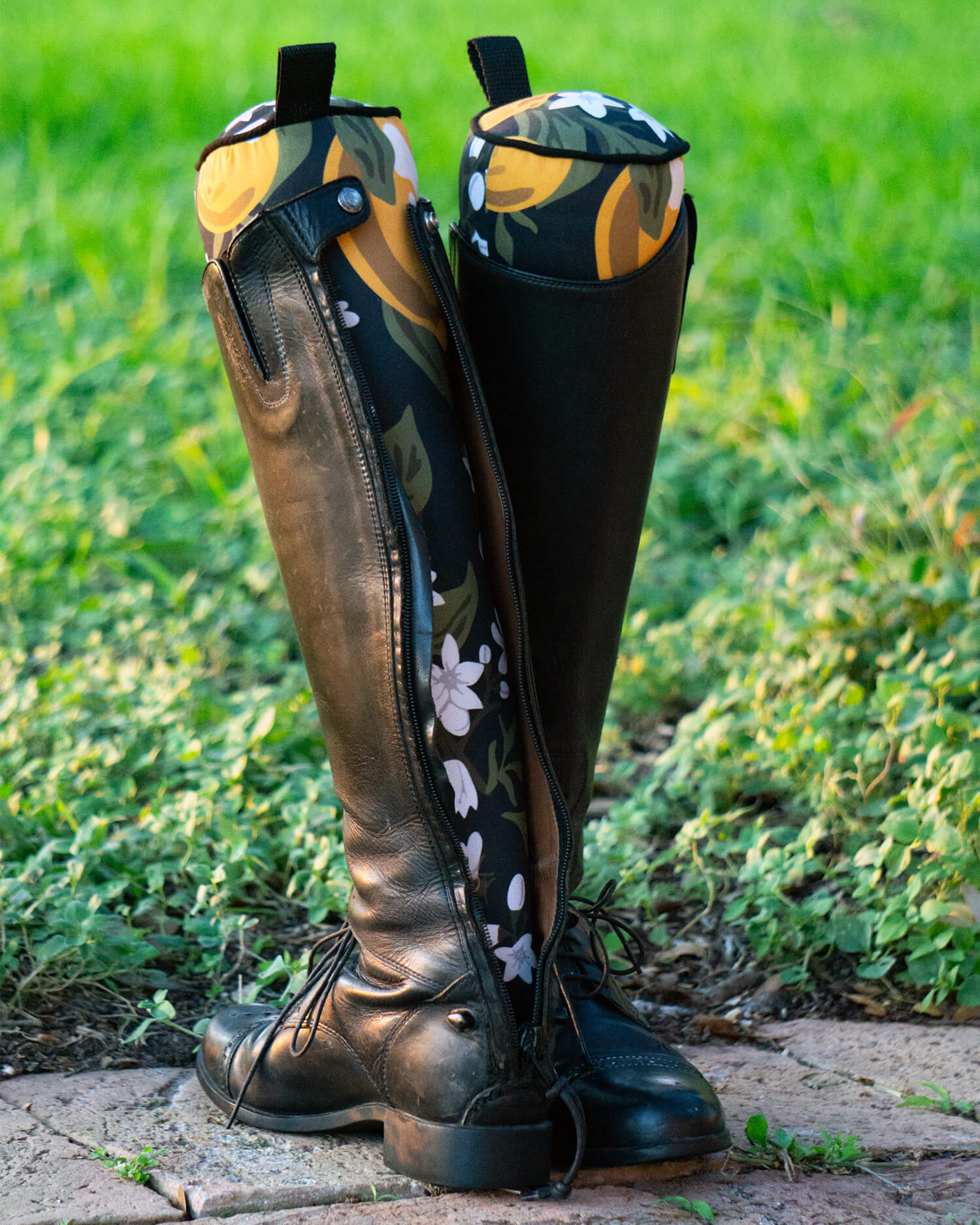 Black Lemons and Bees Floral Boot Tree Stuffers