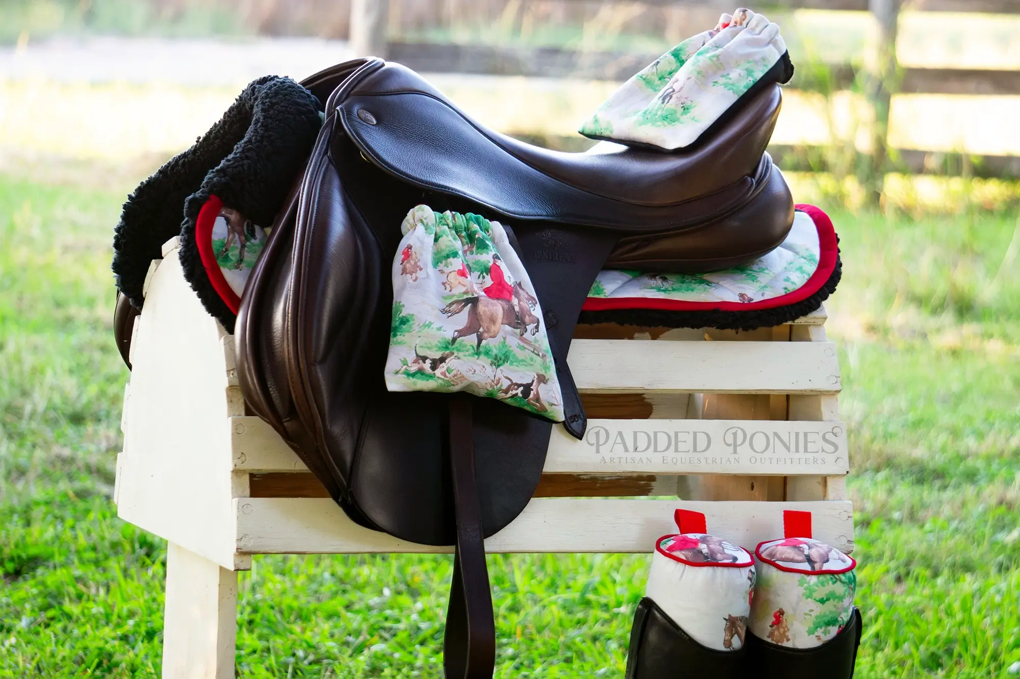 Foxhunt Toile Fleece-Lined Stirrup Cover Bags with Matching Half Pad and Boot Trees