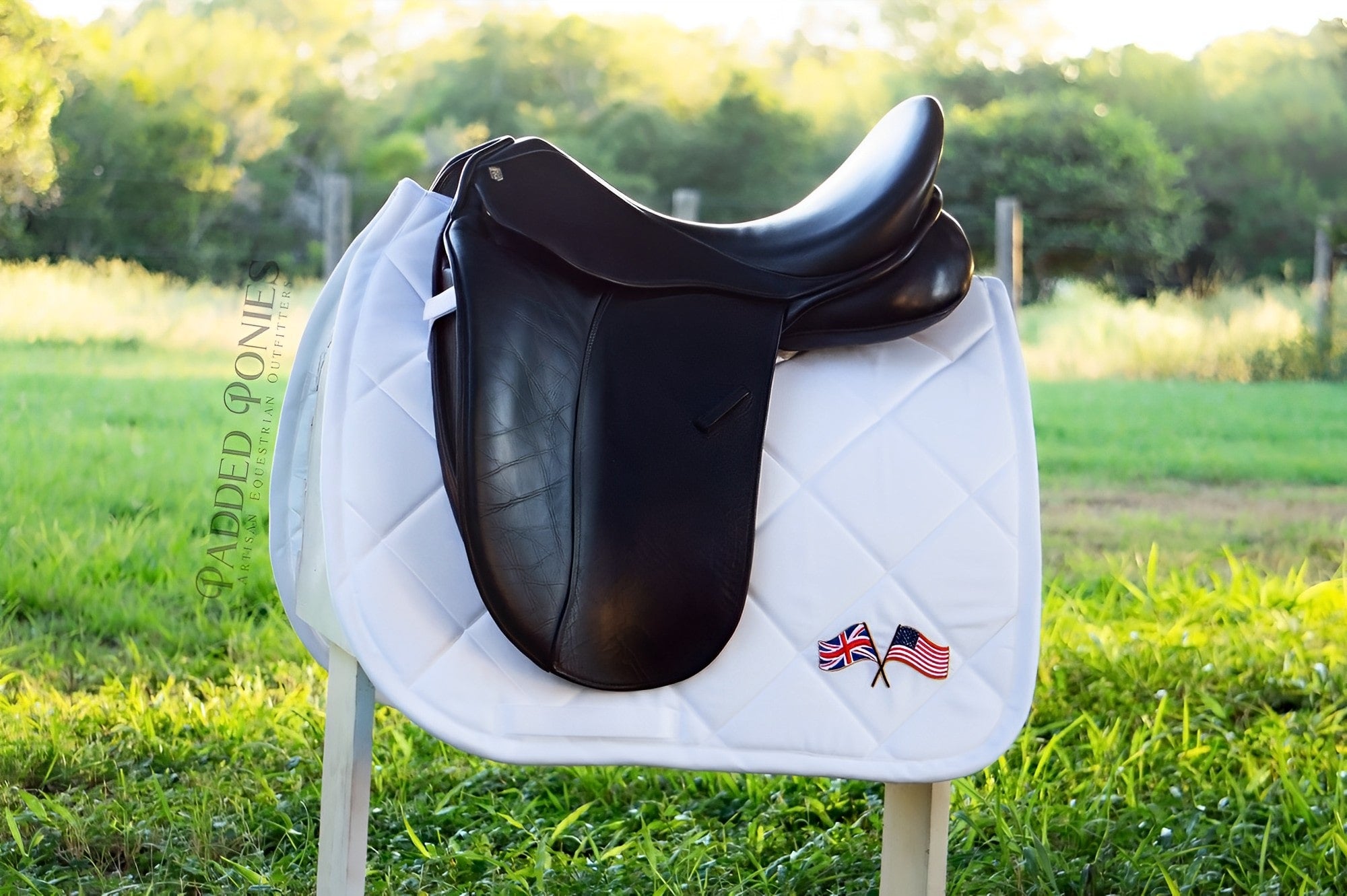 United States America and United Kingdom British Crossed Flags Custom Logo White Dressage Saddle Pad
