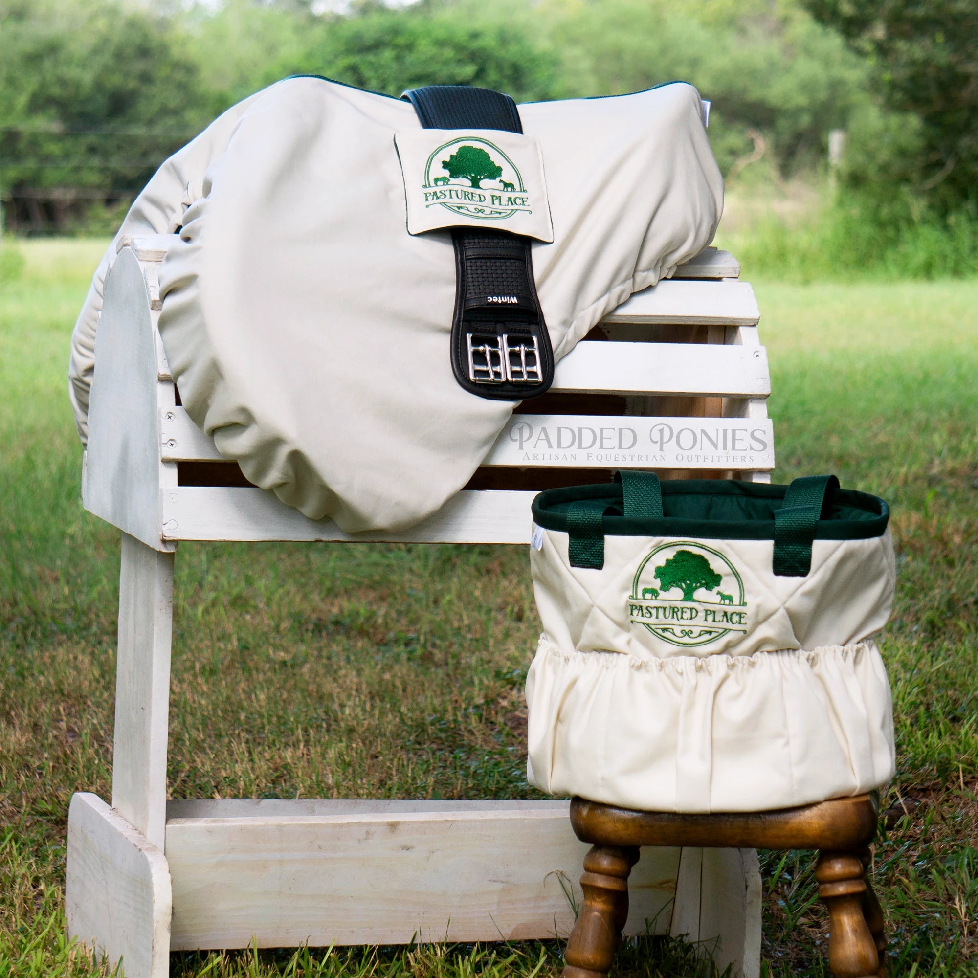 Custom Embroidered Logo Ivory and Hunter Green Grooming Brush Bag 