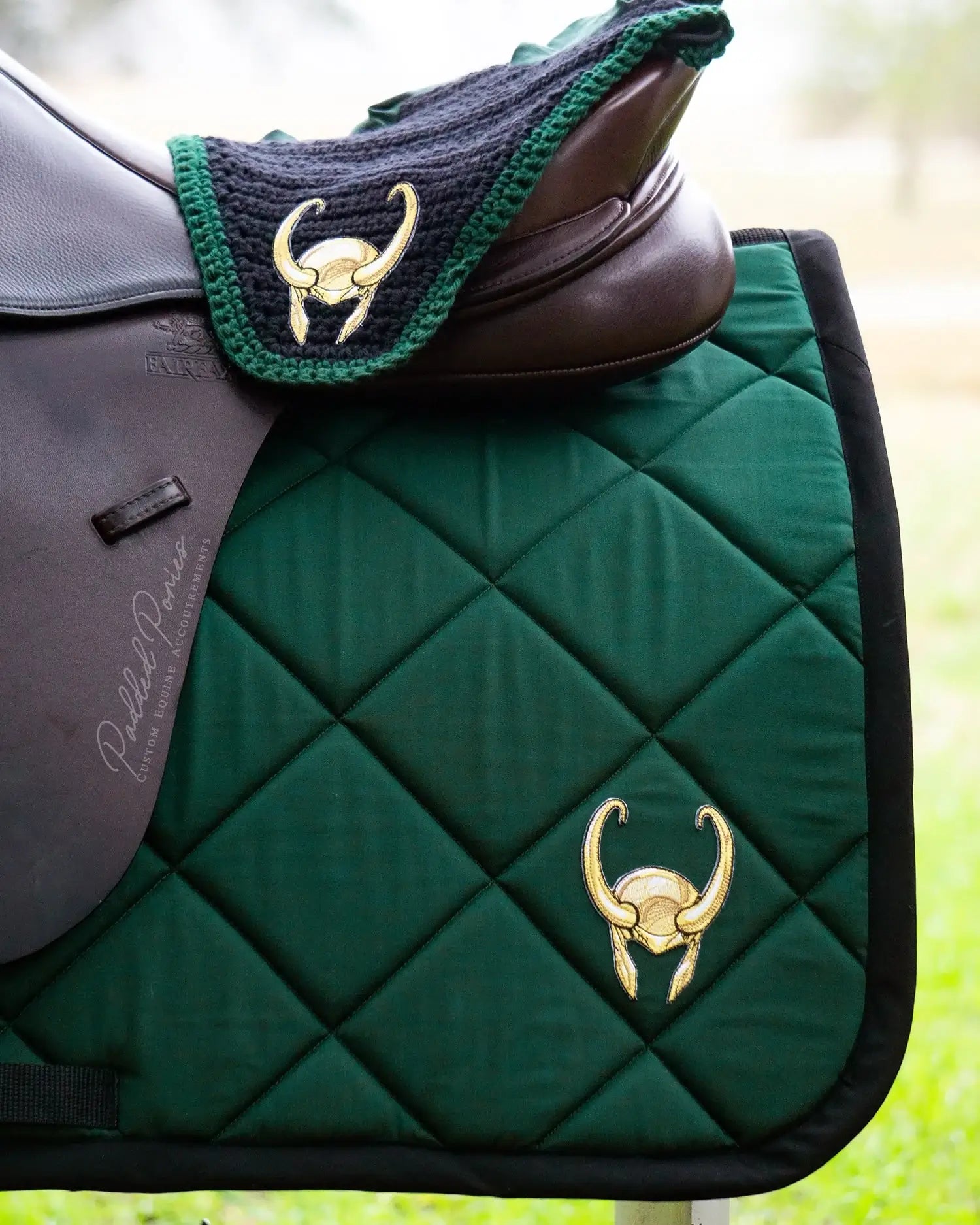 Black and Hunter Green Marvel Loki Superhero Villain Patch Fly Veil Bonnet With Matching Saddle Pad