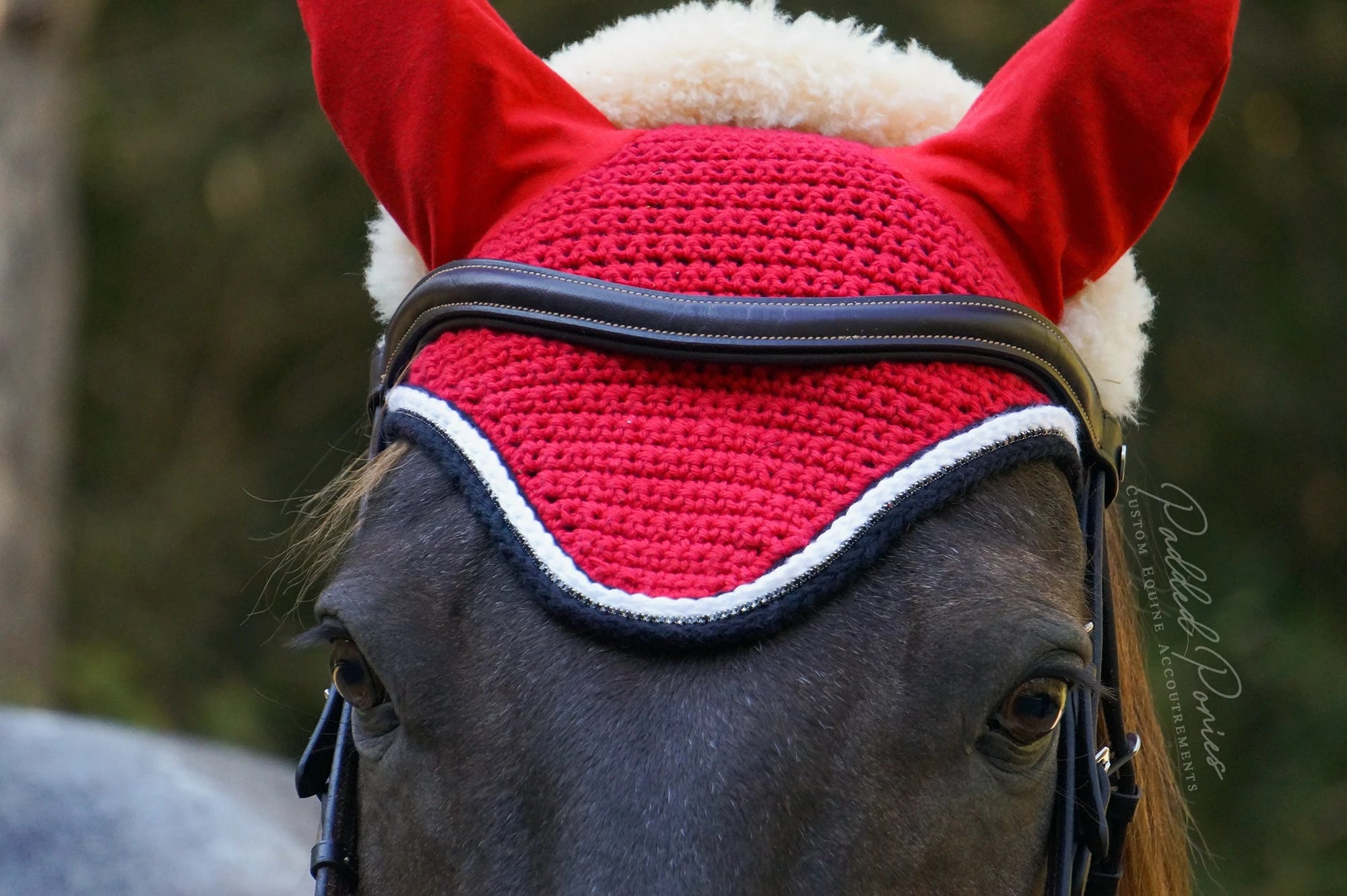 Red and Black Rhinestone Solid Color Fly Veil Bonnet