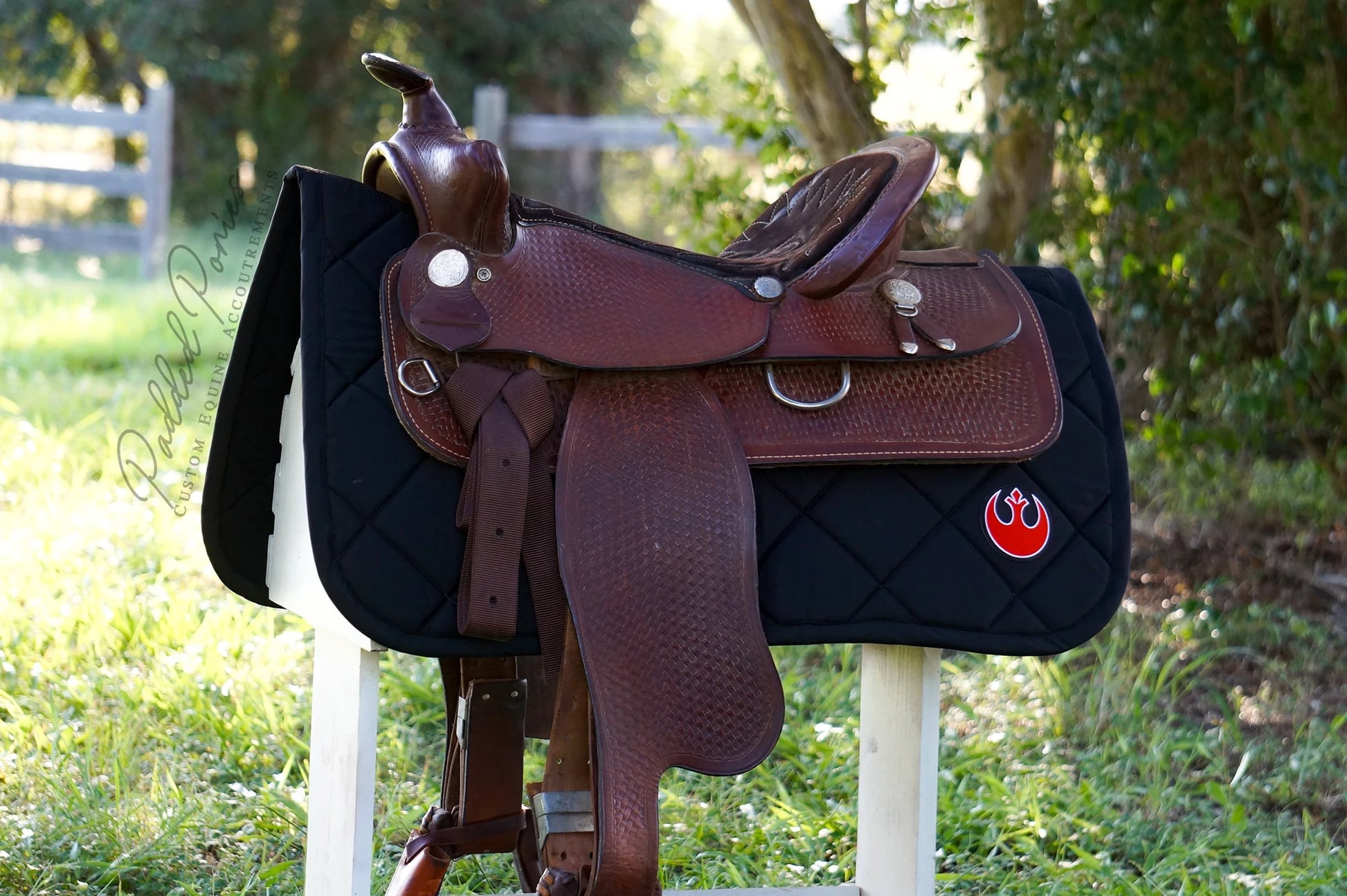 buy custom western saddle pads