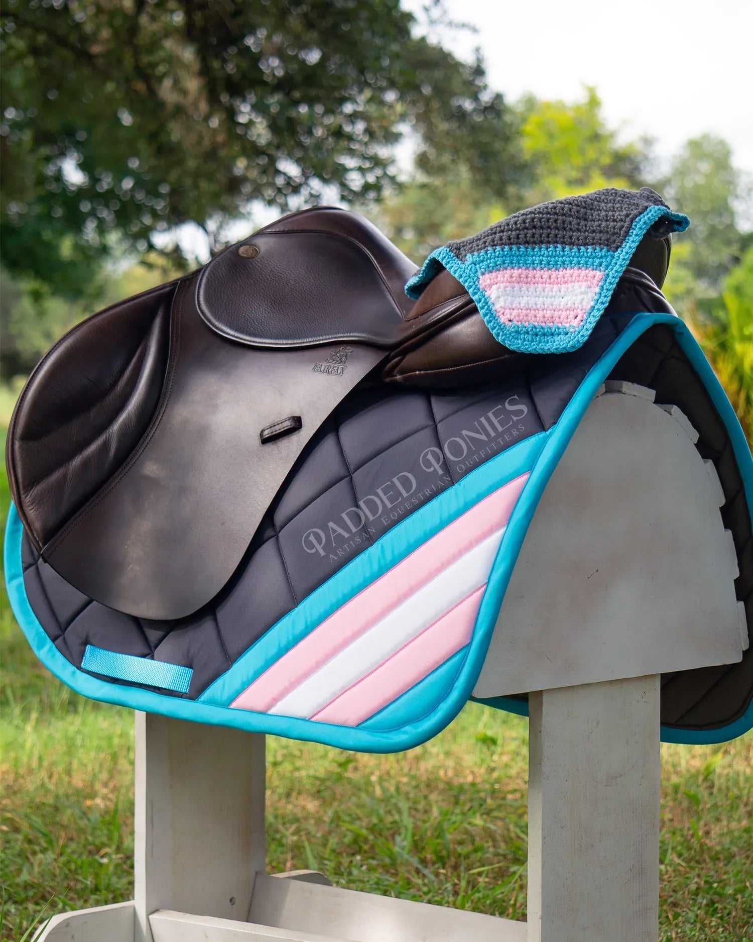 LGBTQ+ Transgender Flag Tip Gray Fly Veil Bonnet and Matching Saddle Pad