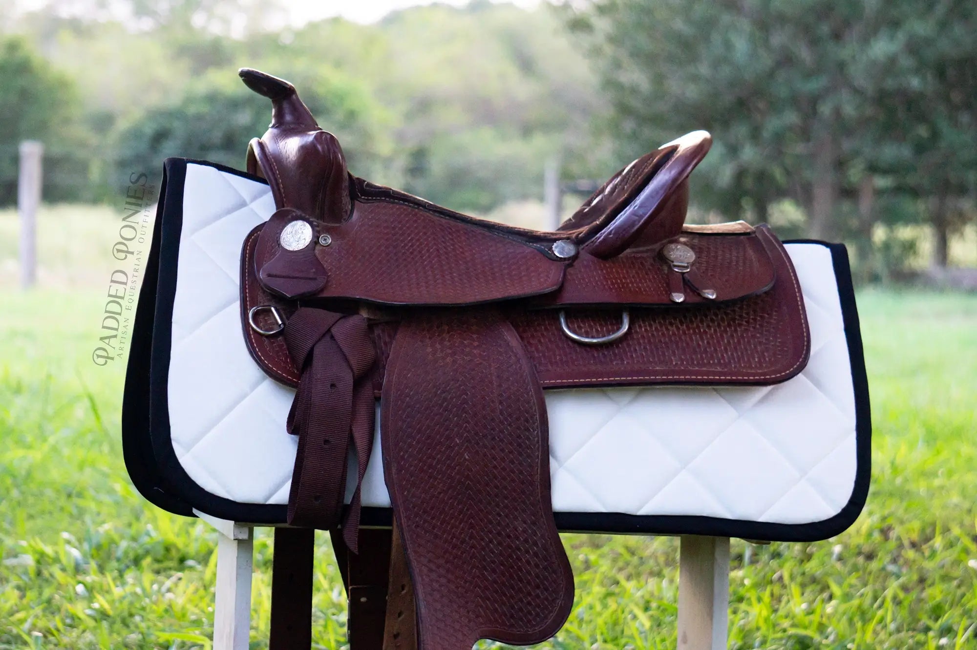 White and Black Luxe Velvet Western Saddle Pad