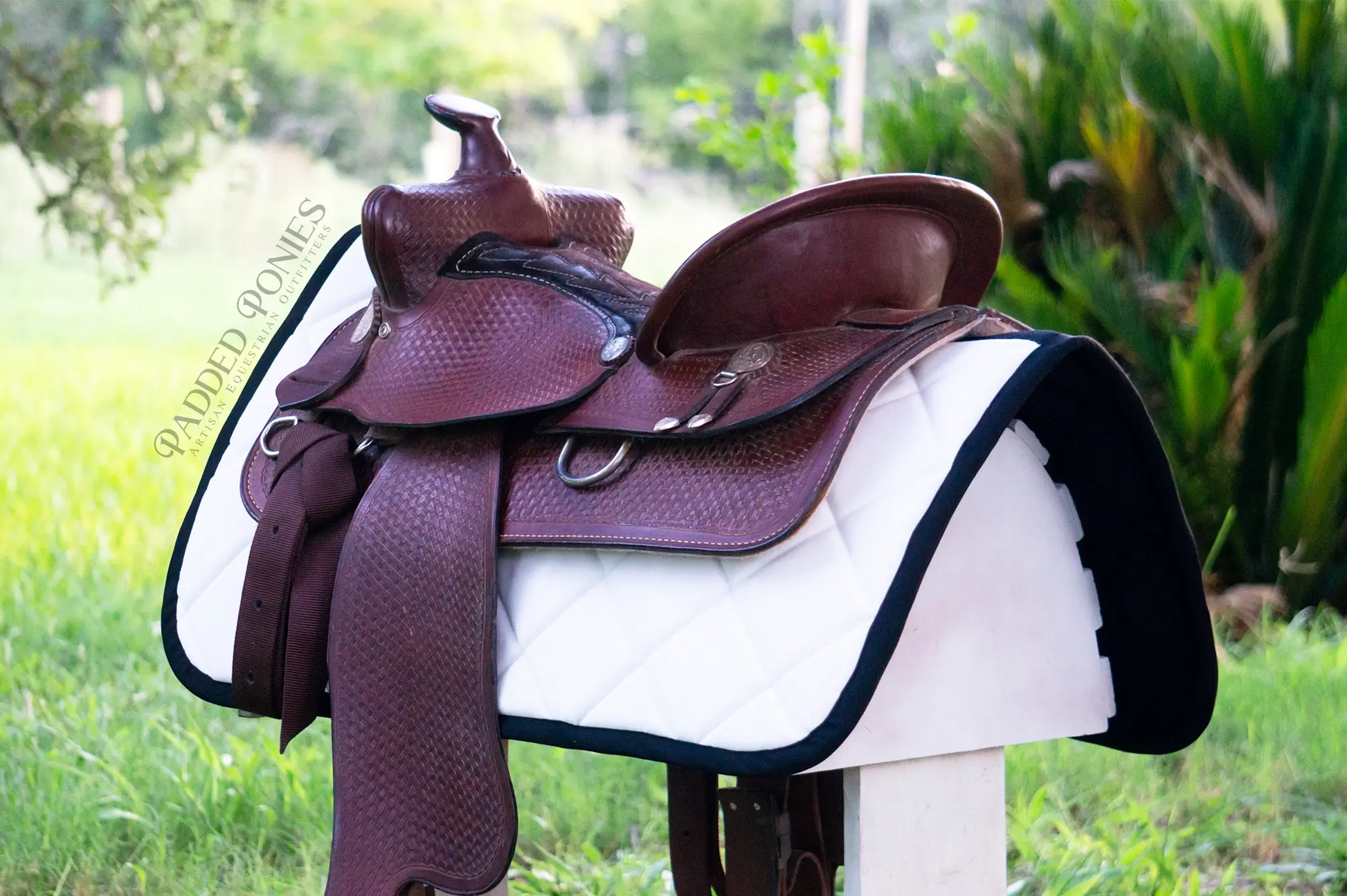 White and Black Luxe Velvet Western Saddle Pad